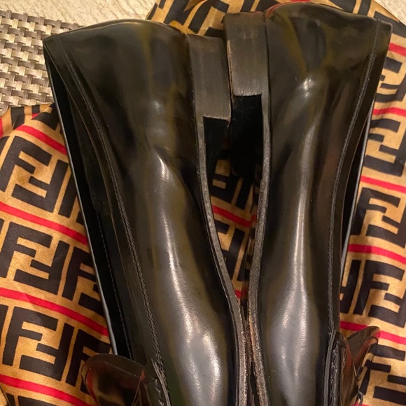 Prada shoes - Picture 3 of 8